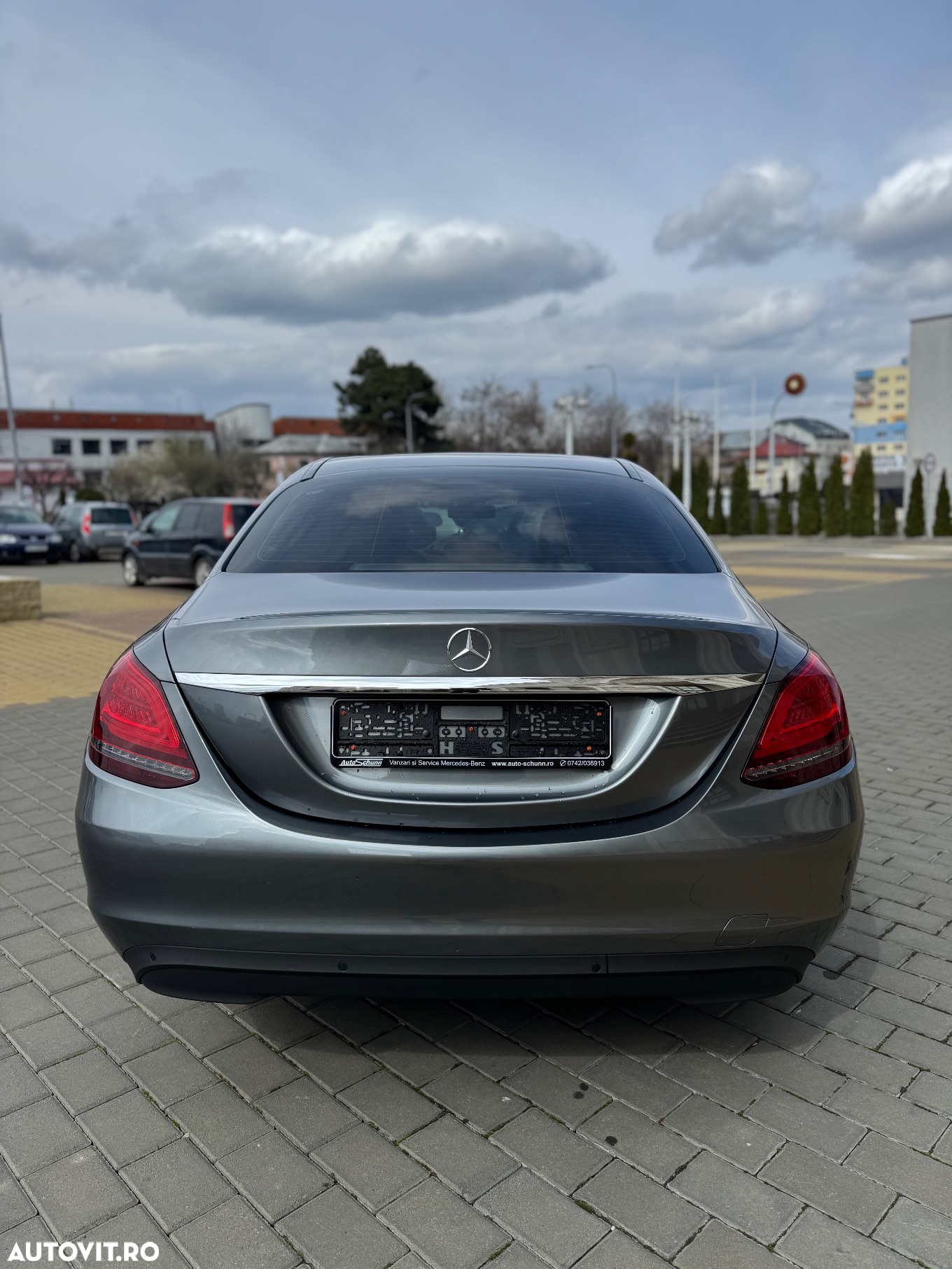 Mercedes-Benz C 180 d 9G-TRONIC Avantgarde - 4