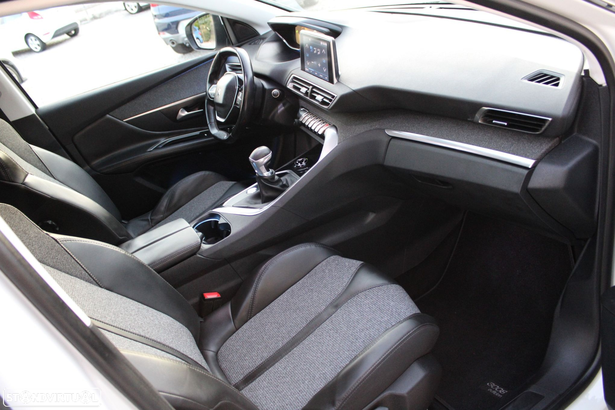 Peugeot 3008 1.6 BlueHDi Allure Grip Control - 13