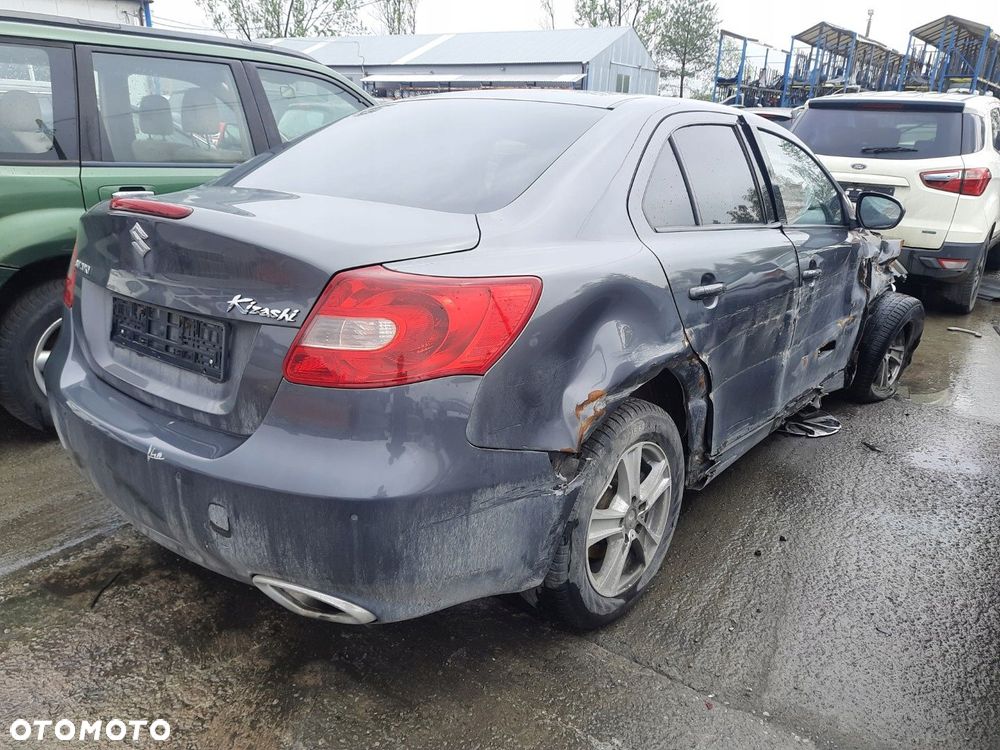 CZĘŚCI Suzuki Kizashi 2,4 BENZYNA 131 kW / 178 KM SEDAN - 4 DRZWI LAK ZMW - 5