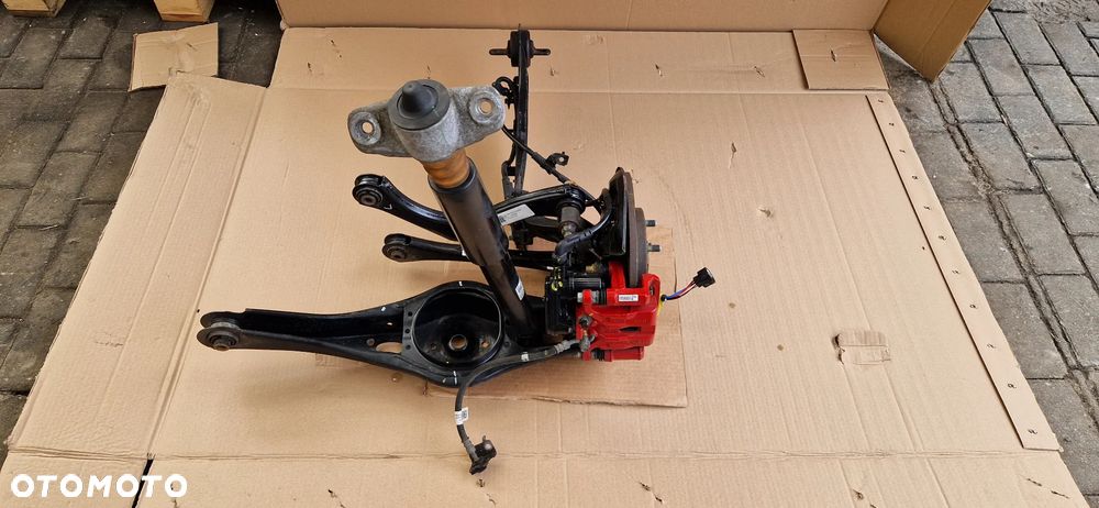 KIA PROCEED III PRO CEED GT 2018- ZWROTNICA TYŁ PRAWA WAHACZ AMORTYZATOR