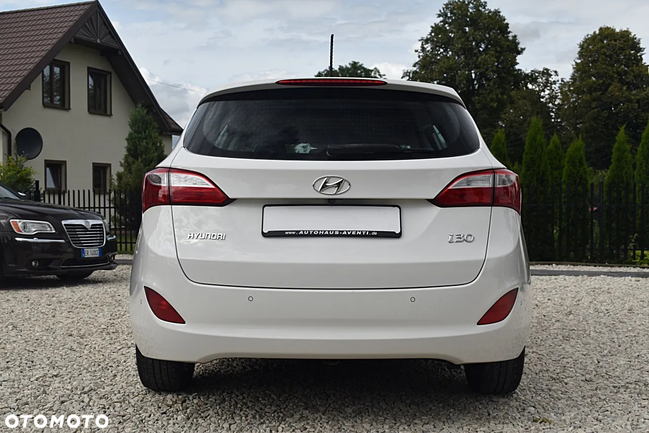 Hyundai i30 1.6 D Premium - 7