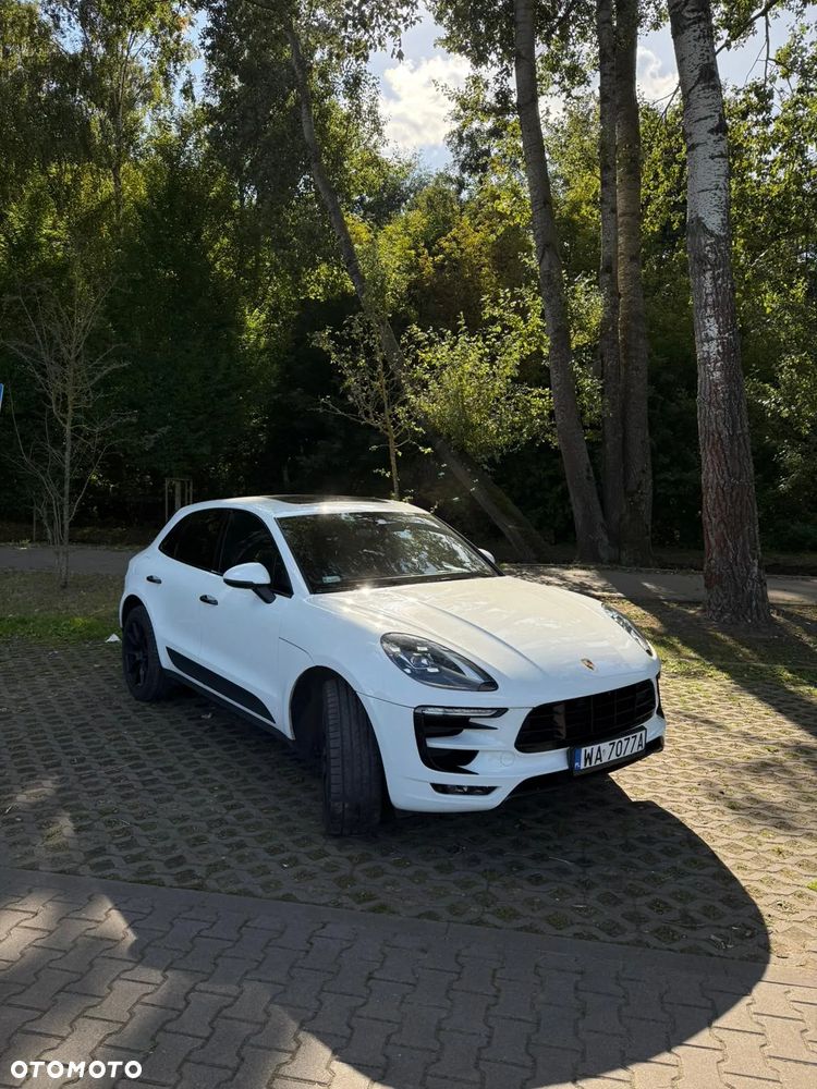Porsche Macan Standard - 2
