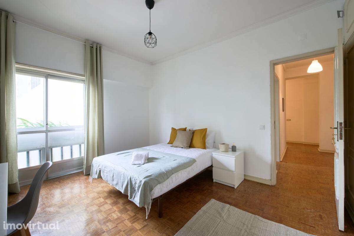 Quarto - localizado em Roma-Areeiro Lisbon - Grande imagem: 5/54