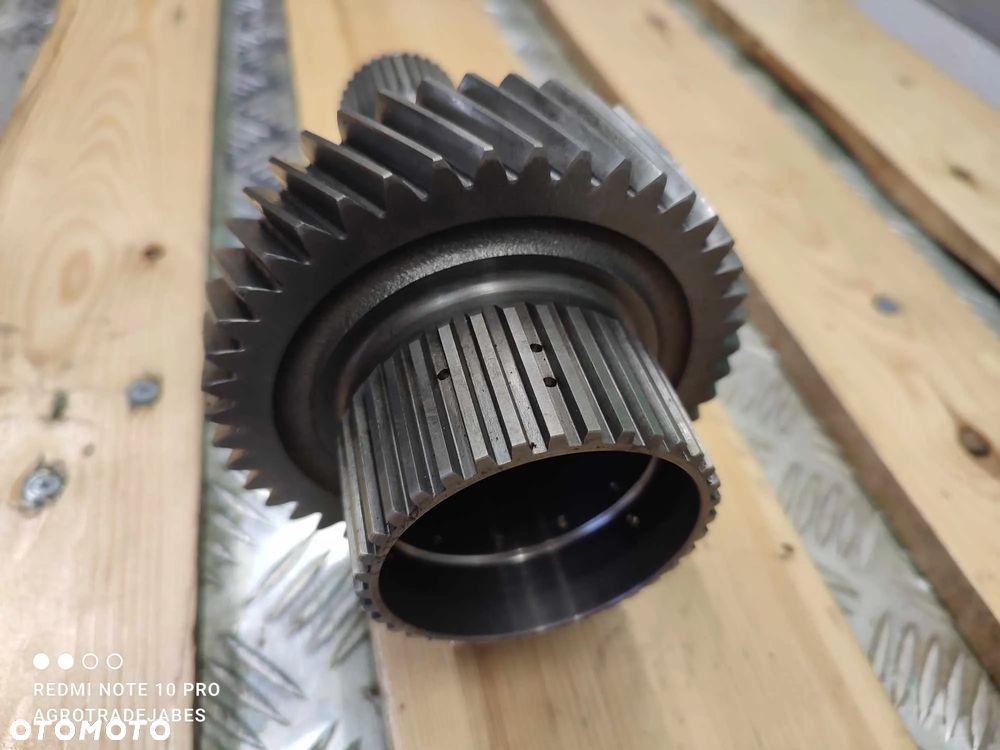 Wałek z kołem zębatym skrzynia biegów Deutz Fahr Agrotron 100 (ZF2095368053) - 4