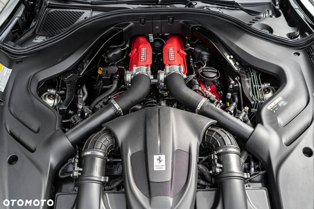 Ferrari Roma Spider - 31