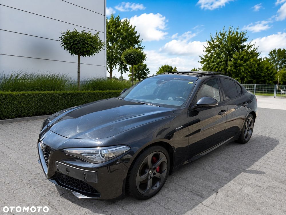 Alfa Romeo Giulia 2.2 D Turbo - 1