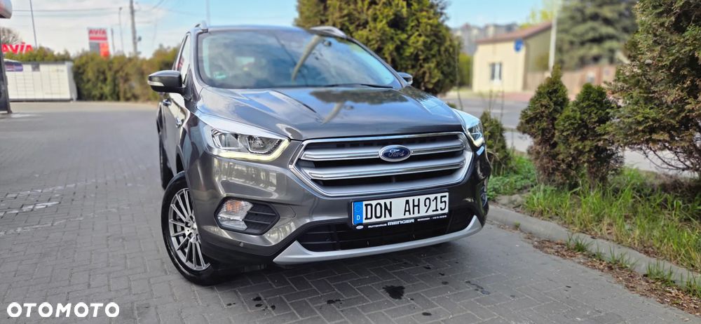 Ford Kuga 1.5 EcoBoost 2x4 Titanium - 23