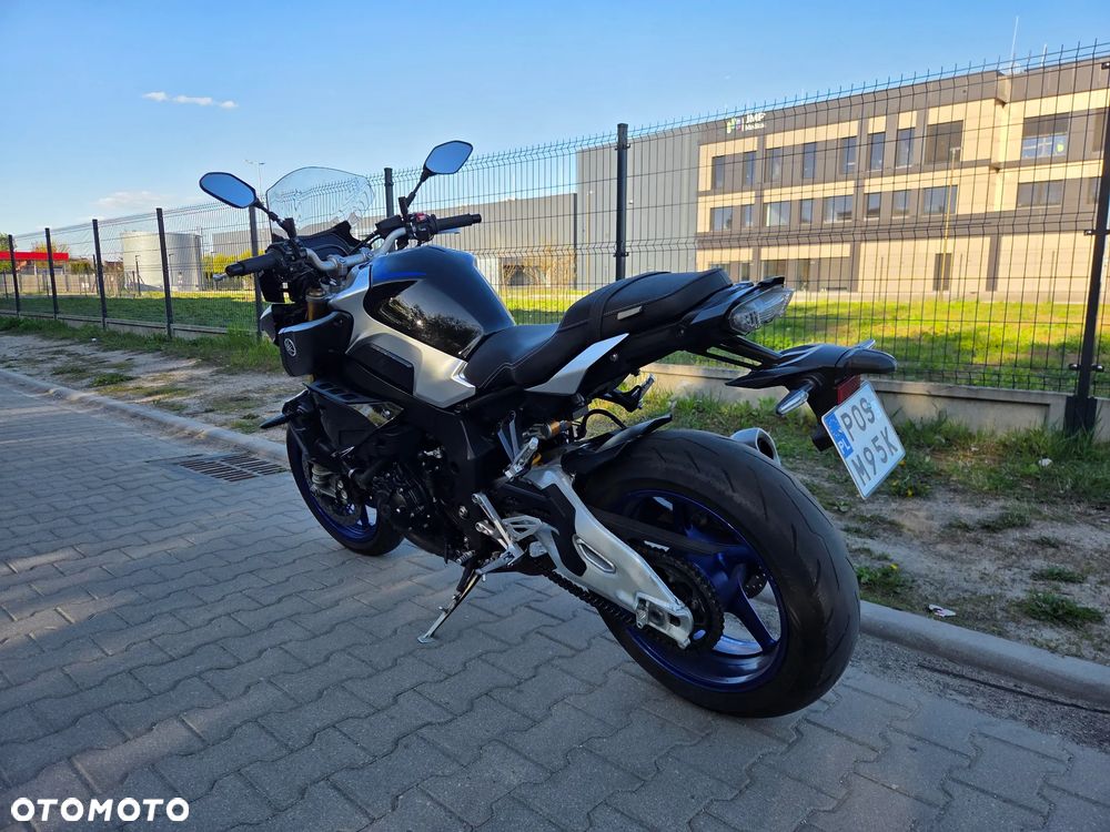 Yamaha MT - 7