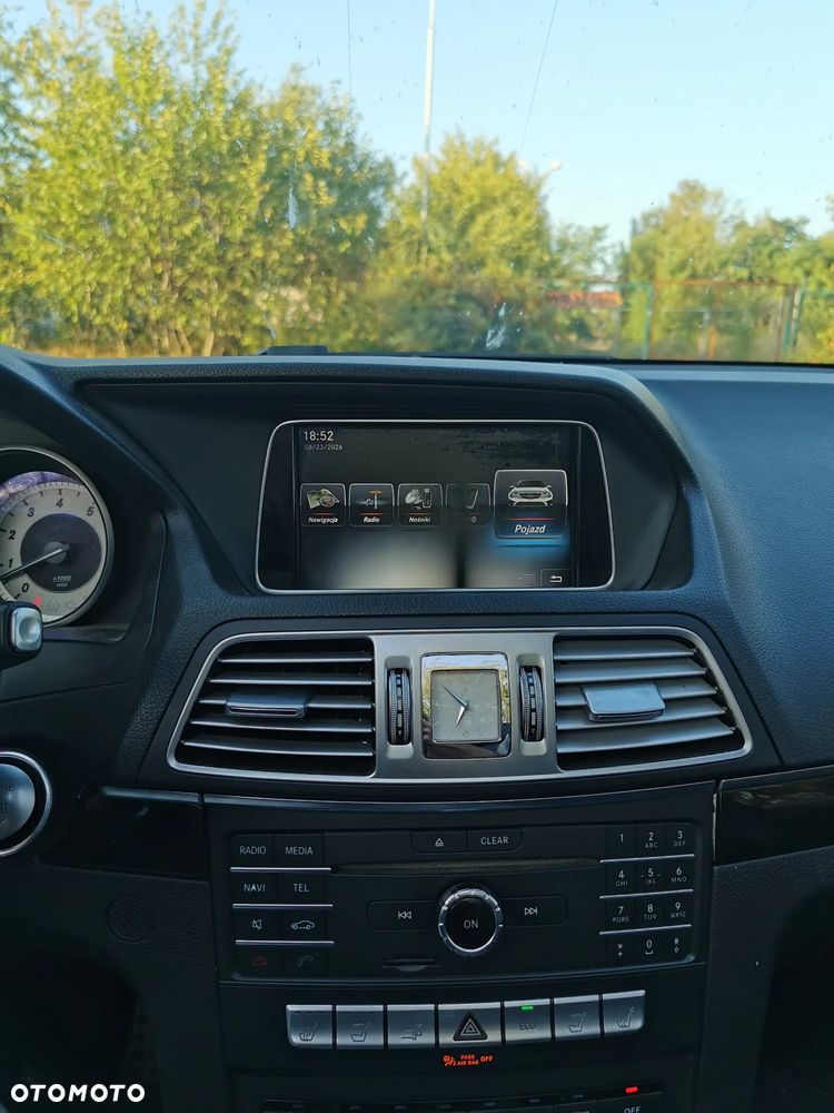 Mercedes-Benz Klasa E 400 7G-TRONIC - 25