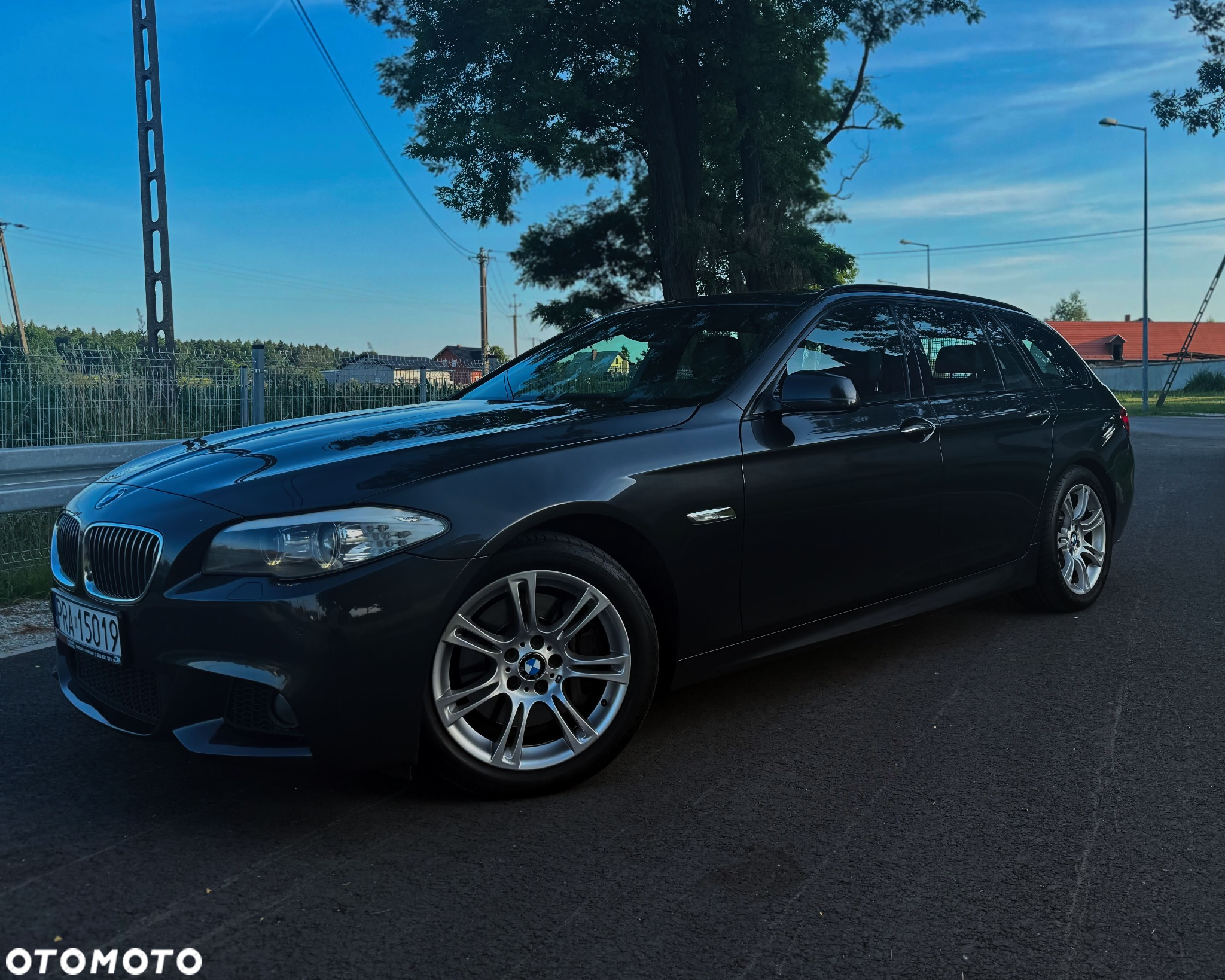BMW Seria 5 525d Touring - 2