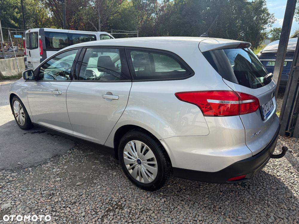Ford Focus 2.0 EcoBlue Titanium Business - 18