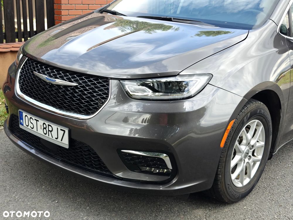 Chrysler Pacifica - 6