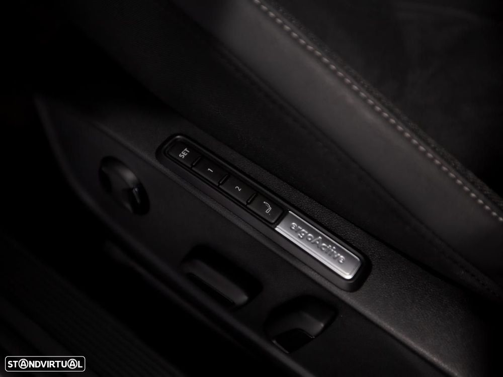 VW Golf Variant 1.5 eTSI Life DSG - 16