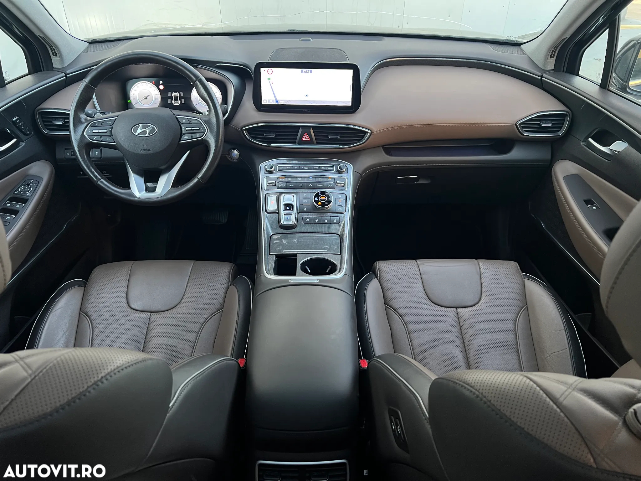 Hyundai Santa Fe Plug-in Hybrid 1.6 l 265 CP 4WD 6AT Luxury - 11