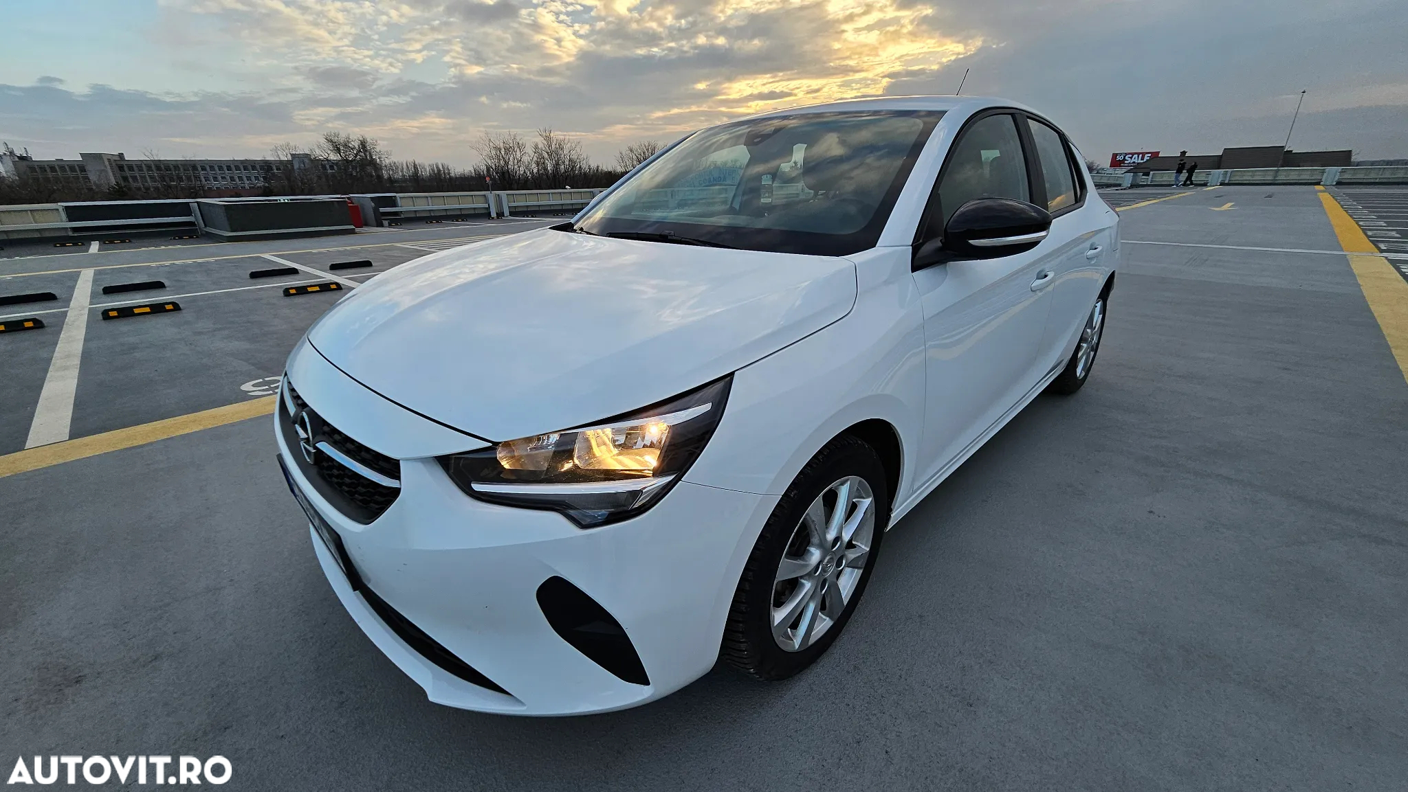 Opel Corsa 1.2 Turbo Start/Stop Elegance - 3