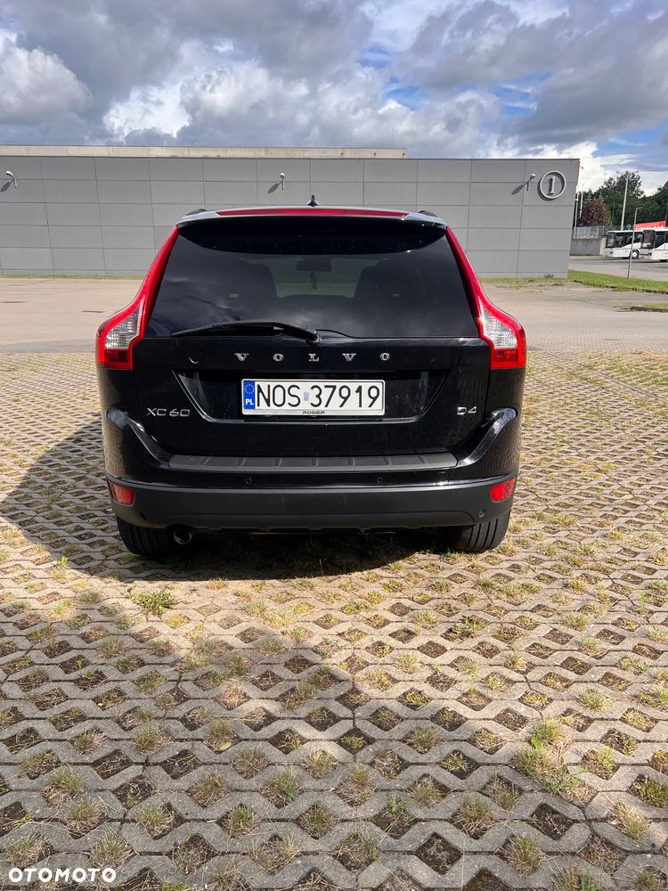 Volvo XC 60 D3 Momentum - 4