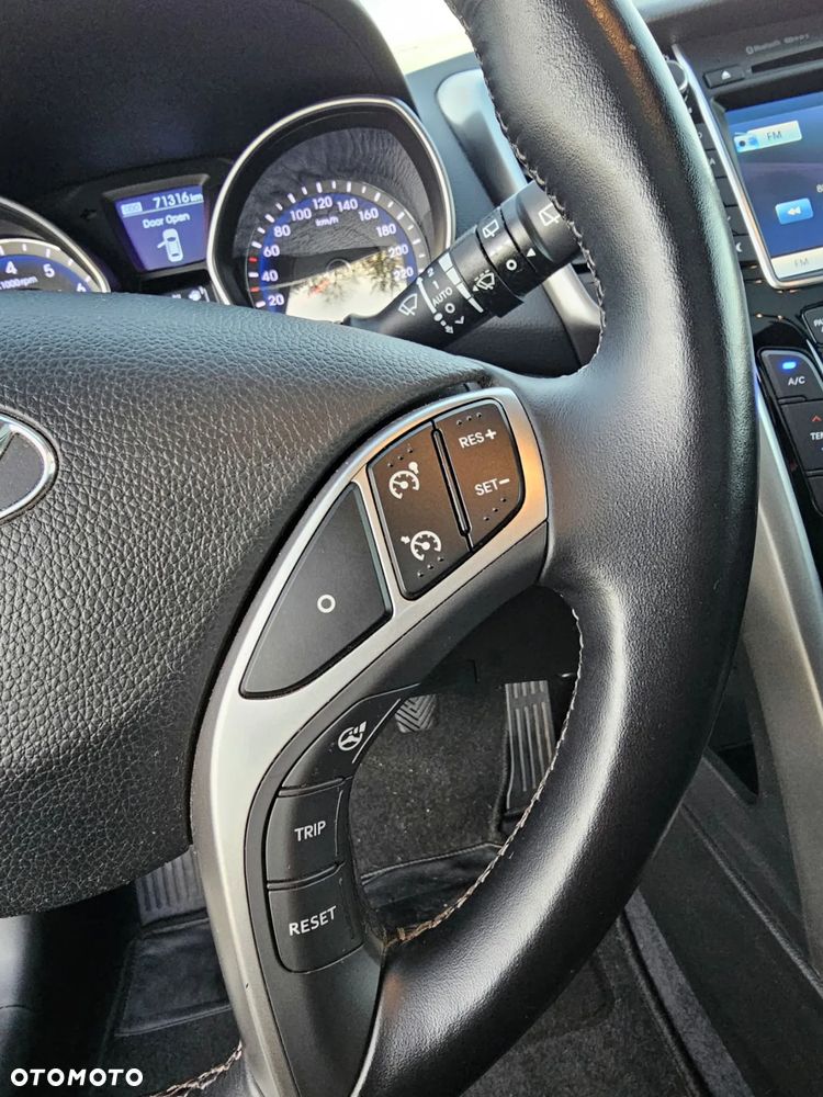 Hyundai i30 1.6 GDI BlueDrive Go - 27