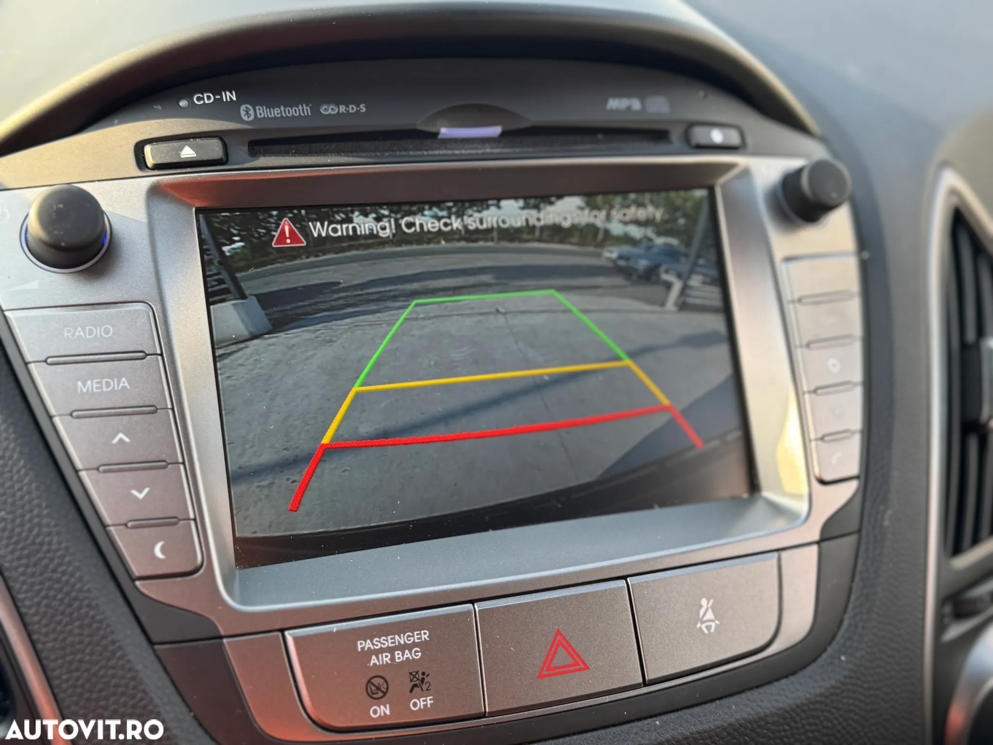 Hyundai ix35 2.0 CRDI 4WD Automatik Style - 11