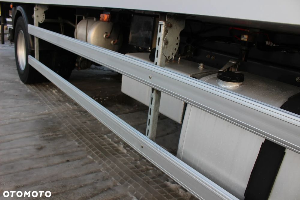 Renault D320 CHŁODNIA/*CARRIER* 1050mt / FRC 12.2026 / KAB.SYPIALNA/ EURO 6/*SERIWIS*/ SUPER STAN - 16