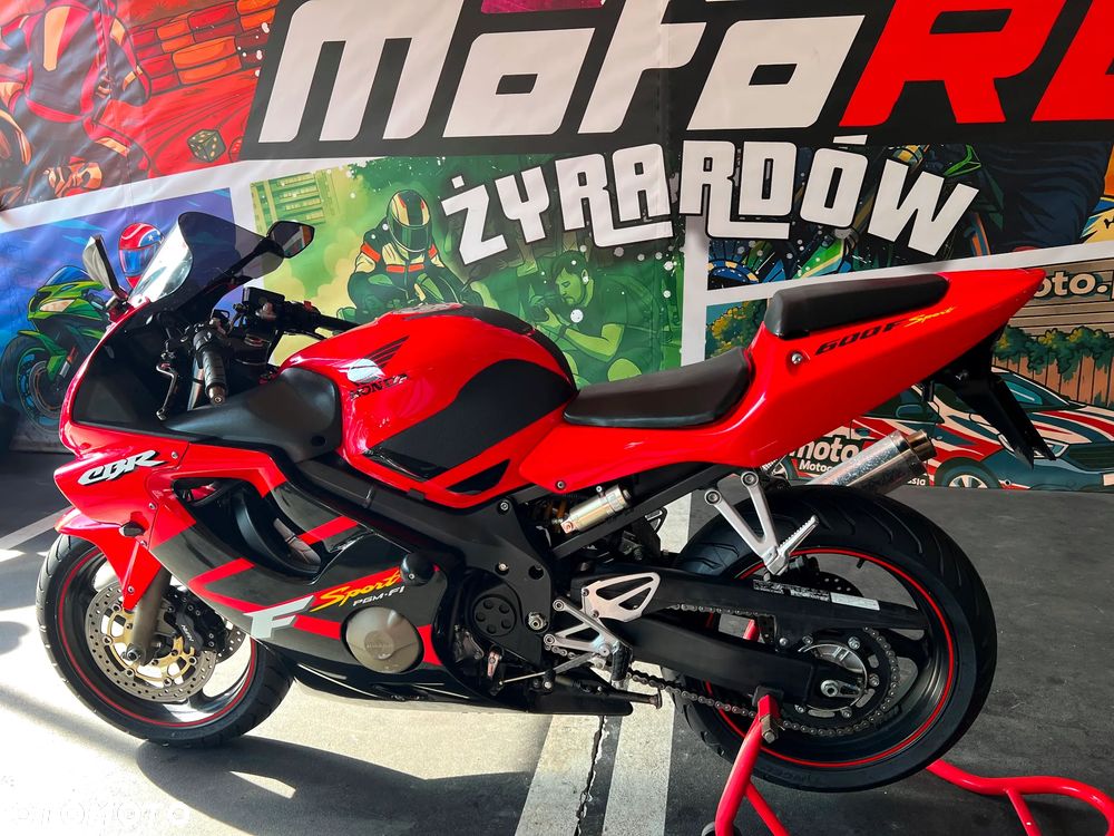 Honda CBR - 15