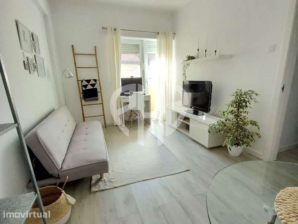 T2 Remodelado e Mobilado | Pronto a Habitar | Amora - Grande imagem: 3/18