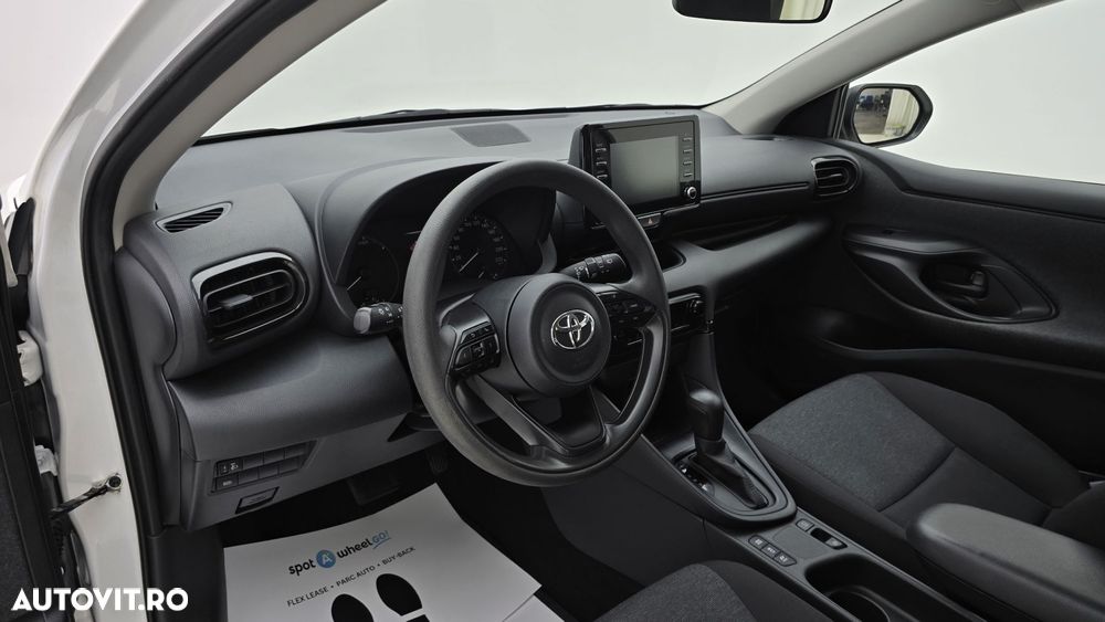 Toyota Yaris 1.5 VVT-i HSD Eco - 14