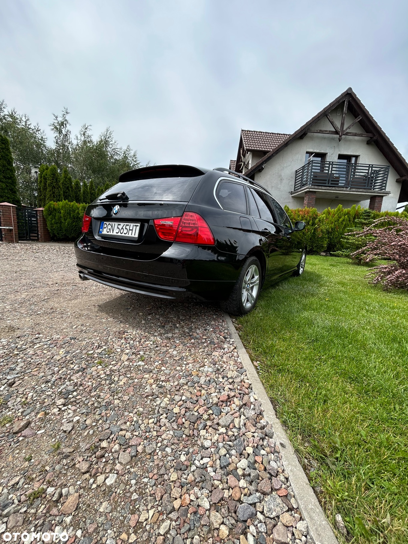 BMW Seria 3 320d DPF Touring - 10