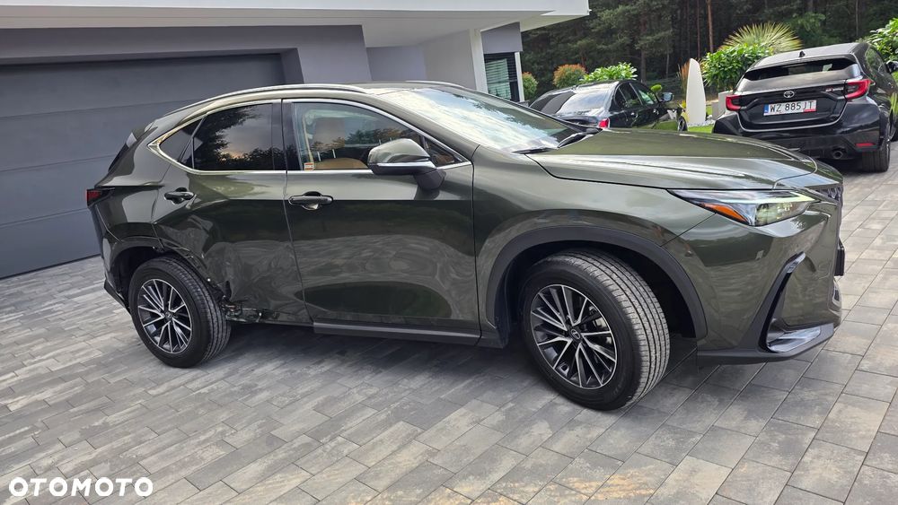 Lexus NX 350h Prestige 2WD - 13