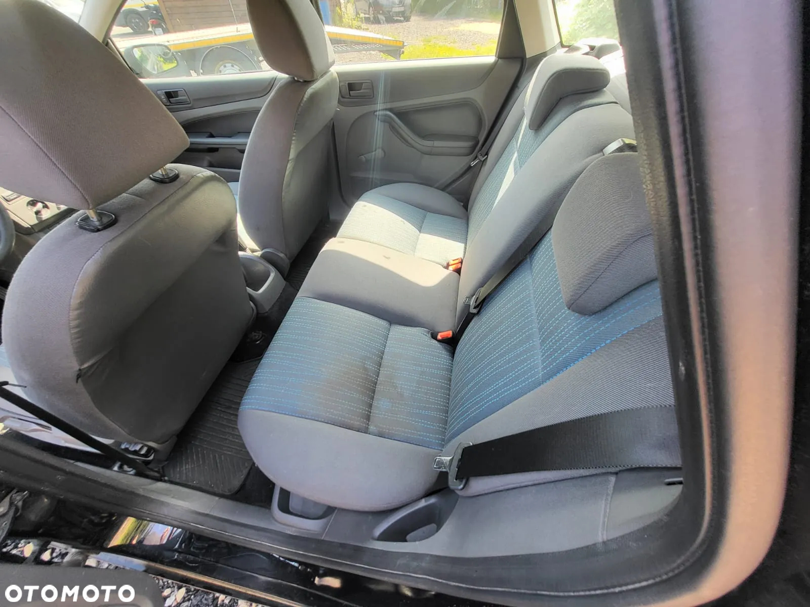 Ford Focus 1.6 TDCi Ambiente - 8
