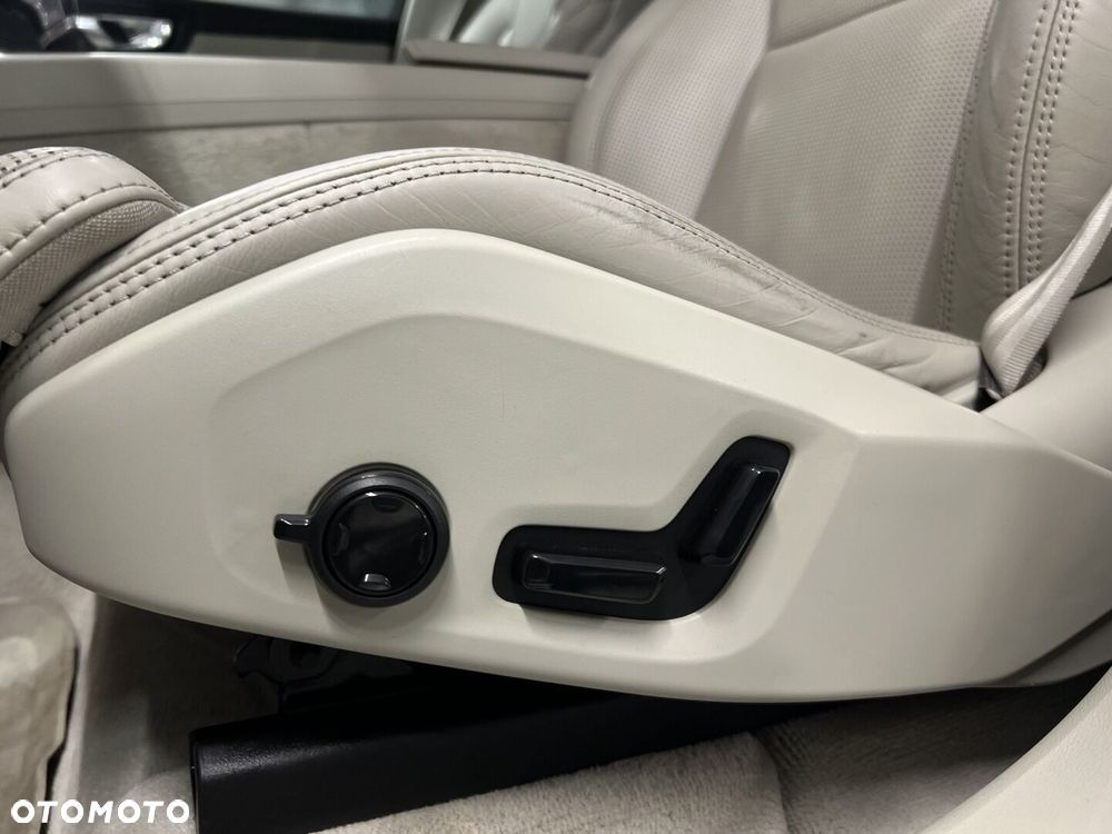 Volvo XC 60 T5 AWD Inscription - 24