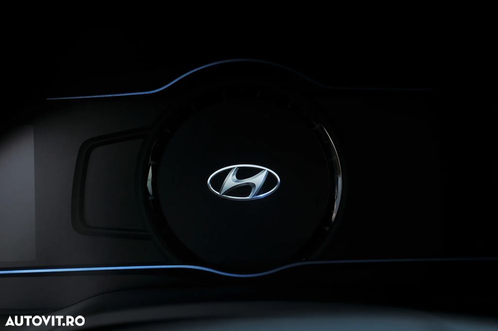 Hyundai IONIQ - 15