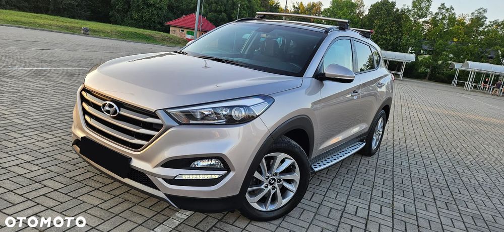 Hyundai Tucson 2.0 CRDi 4WD Automatik Advantage - 1