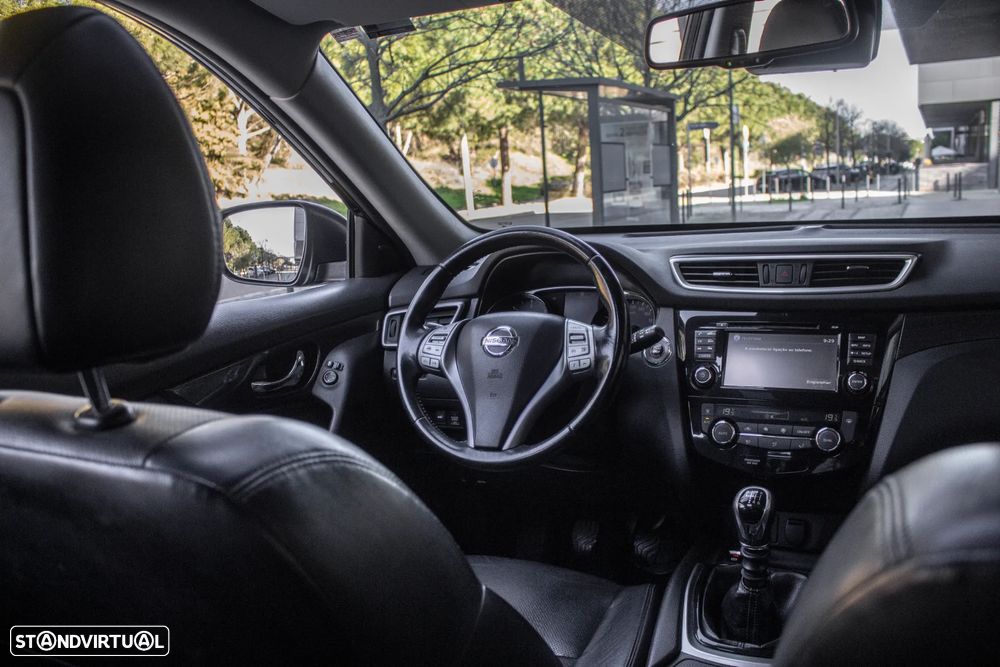 Nissan X-Trail 1.6 dCi N-Connecta - 33