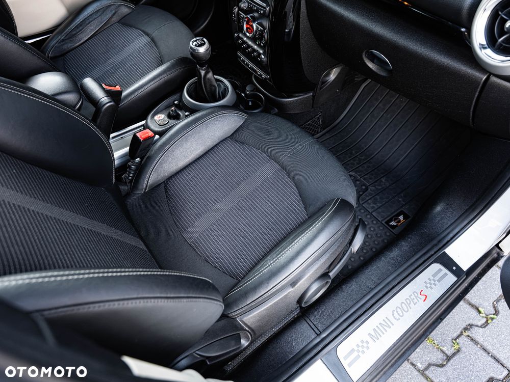 MINI Countryman Cooper SD All4 Park Lane Chili - 18