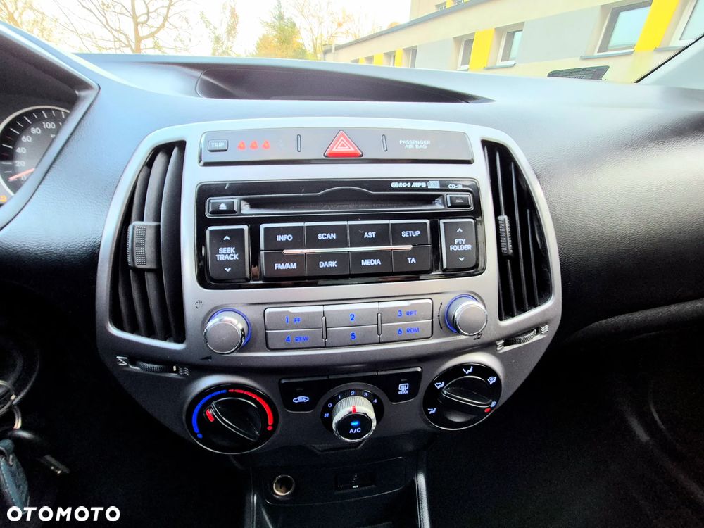 Hyundai i20 1.25 Comfort - 33