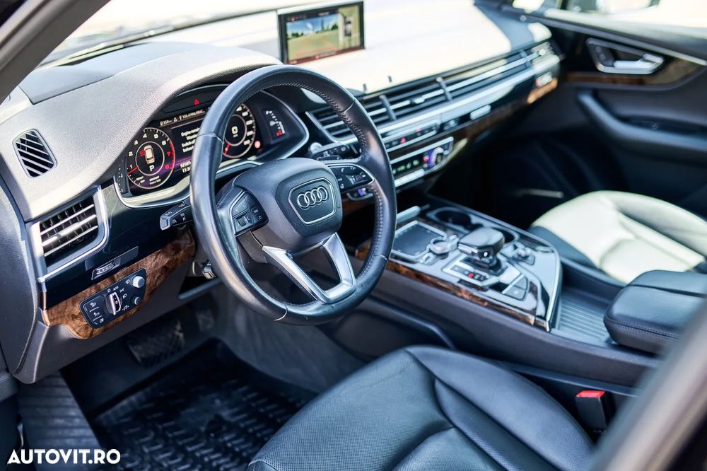 Audi Q7 3.0 TFSI Quattro Tiptronic - 7
