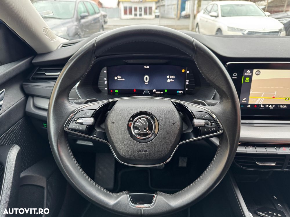 Skoda Octavia 2.0 TDI DSG Tour - 14