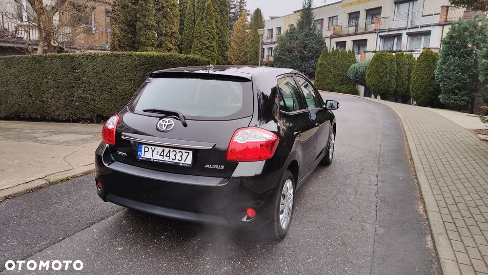 Toyota Auris - 7