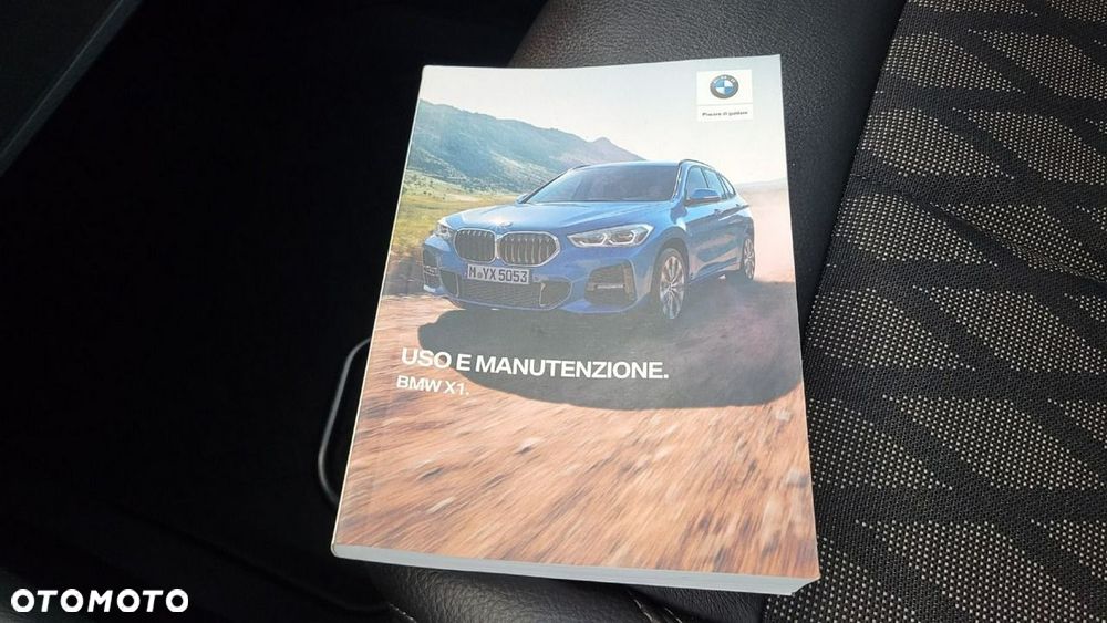 BMW X1 sDrive18d xLine - 27
