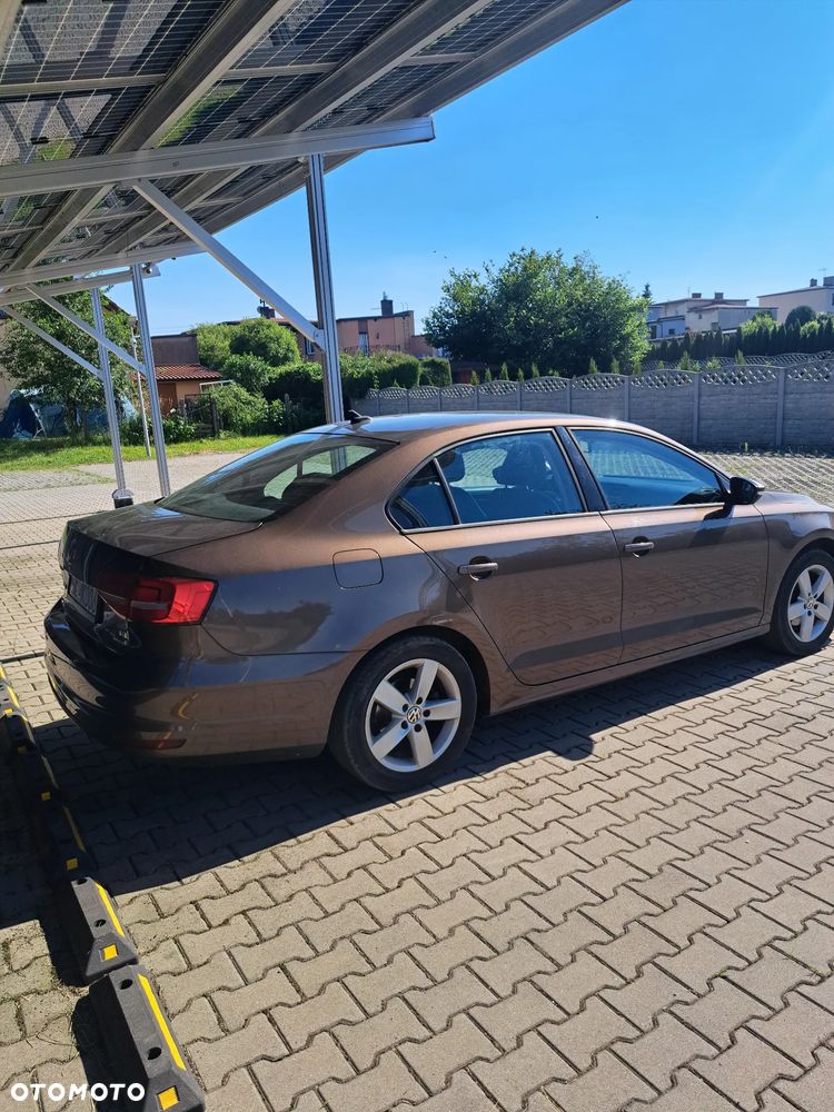 Volkswagen Jetta 1.2 TSI BlueMotion Technology Trendline - 3