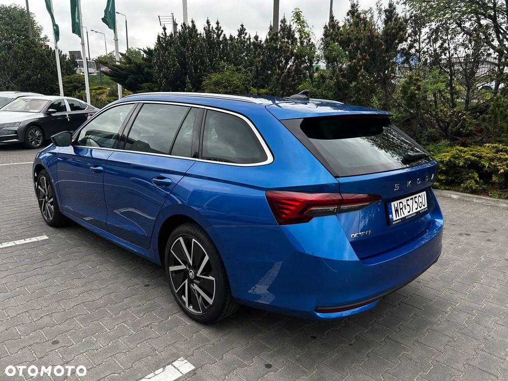 Skoda Octavia 1.5 TSI mHEV Selection DSG - 9
