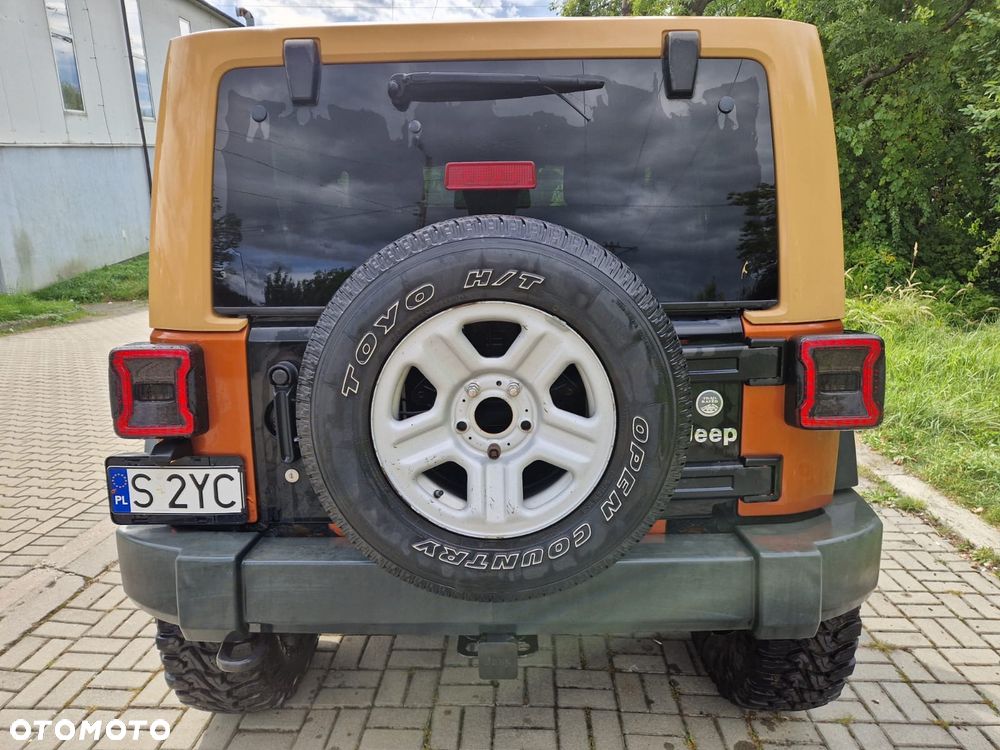 Jeep Wrangler - 8