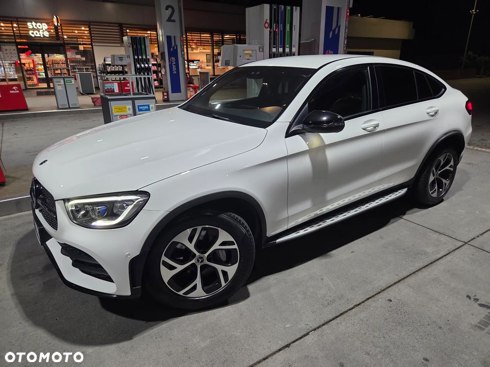 Mercedes-Benz GLC 200 4Matic 9G-TRONIC AMG Line Plus - 2