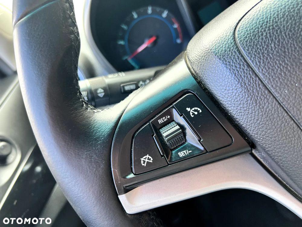 Chevrolet Orlando 1.8 LTZ - 24