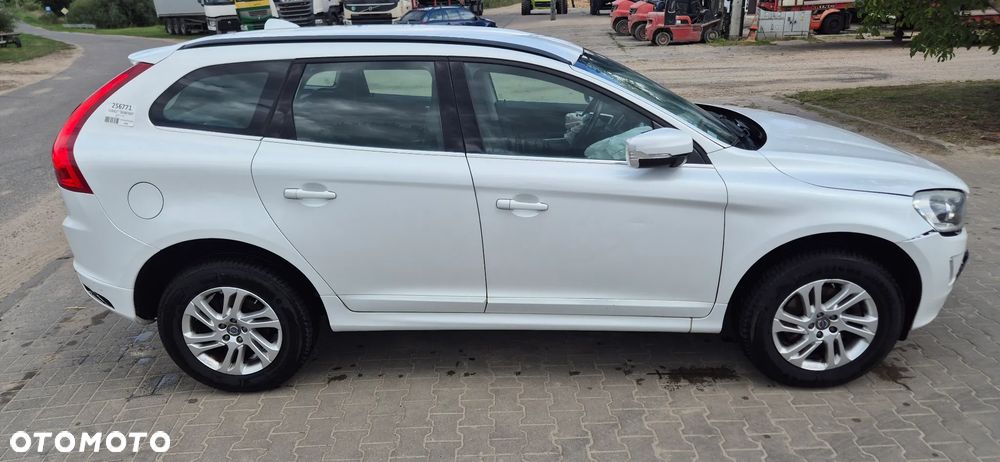 Volvo XC 60 D4 Drive-E Base - 4