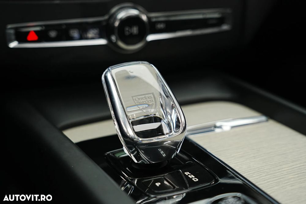 Volvo XC 60 Recharge T6 Twin Engine eAWD Inscription Expression - 25