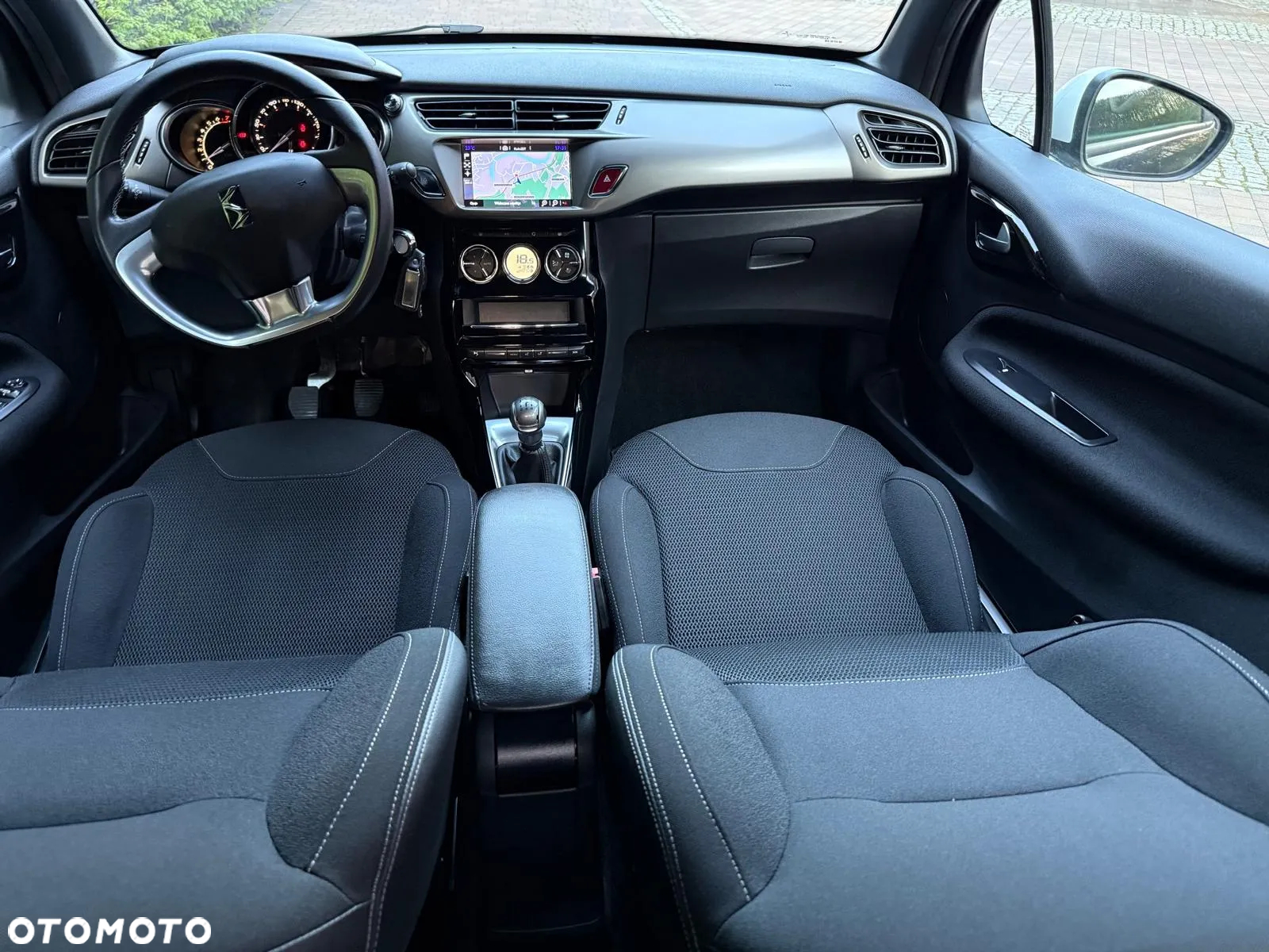 DS Automobiles DS 3 - 7