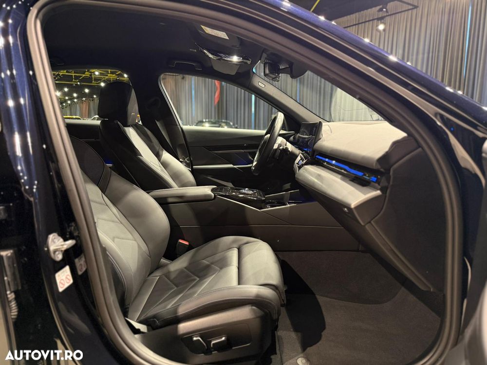 BMW Seria 5 520d Aut. - 29