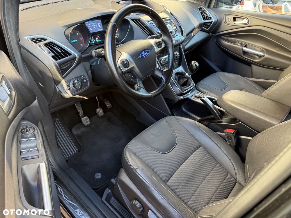 Ford Kuga 2.0 TDCi AWD Titanium - 12