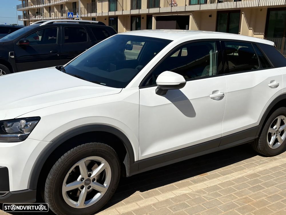 Audi Q2 1.6 TDI Design - 6